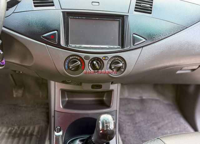 稀有手排車✓車況超好✓定時保養✓冷氣超冷✓四輪更換✓音響主機✓附全額發票✓  第13張相片