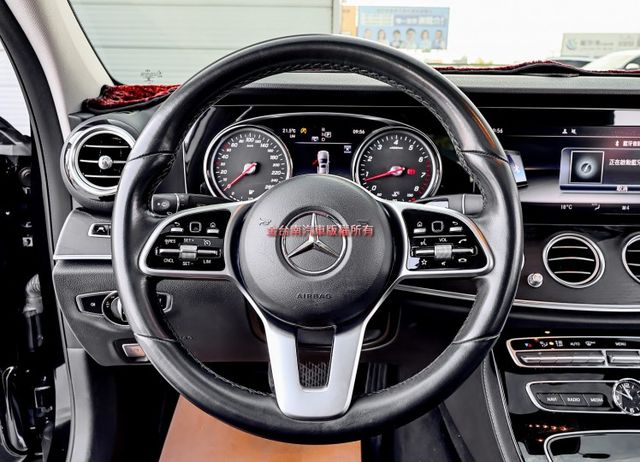 11月領牌✓LUX豪華版✓天窗✓只跑7萬✓AEB✓車道偏離✓盲點✓iKEY✓定速✓雙記憶椅✓電動後廂蓋✓  第12張相片