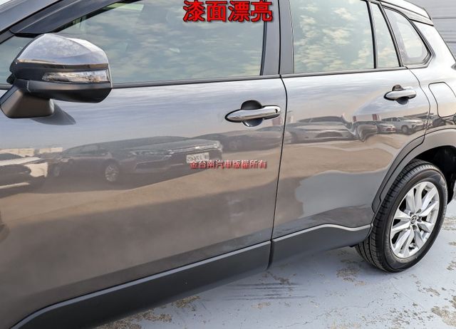 豪華版✓一手車✓只跑4萬✓全車原板件✓原廠保養✓原廠保固中✓LV2安全輔助✓倒車顯影✓恆溫✓可全貸✓不用殺價就很便宜✓  第7張相片