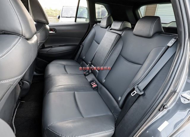 豪華版✓一手車✓只跑4萬✓全車原板件✓原廠保養✓原廠保固中✓LV2安全輔助✓倒車顯影✓恆溫✓可全貸✓不用殺價就很便宜✓  第10張相片