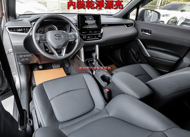 豪華版✓一手車✓只跑4萬✓全車原板件✓原廠保養✓原廠保固中✓LV2安全輔助✓倒車顯影✓恆溫✓可全貸✓不用殺價就很便宜✓  第11張相片