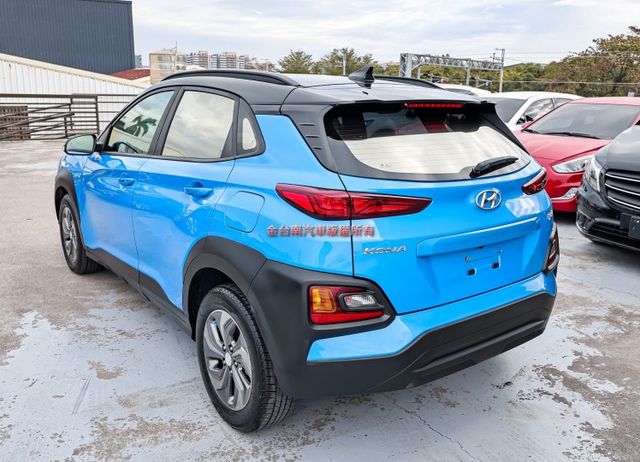 油電頂級版✓只跑3.9萬✓全車原板件✓ACC✓AEB✓車道維持✓車載系統✓倒車顯影✓可全貸✓不用殺價就很便宜✓  第2張相片