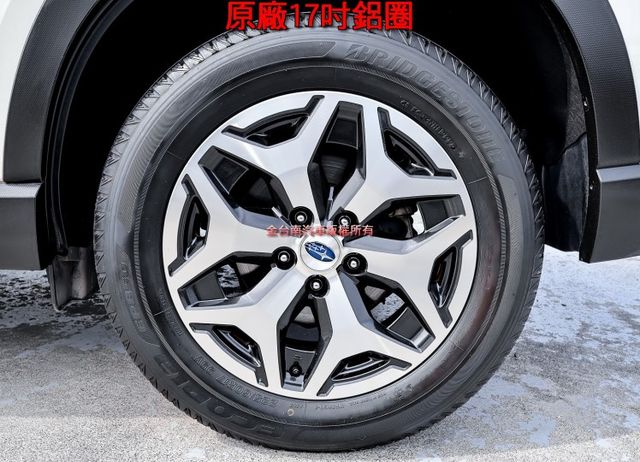 EyeSight✓一手車✓全車原板件✓4WD✓雙電動椅✓ACC✓AEB✓車道偏離✓NAVI✓倒車顯影✓可全貸✓  第8張相片