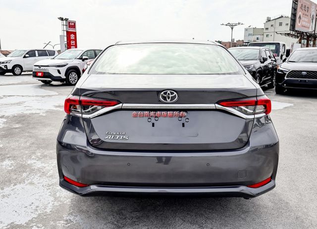 豪華版✓一手車✓只跑2.6萬✓原鈑件✓ACC✓AEB✓車道維持✓恆溫✓倒車顯影✓九安✓原廠保固中✓  第3張相片