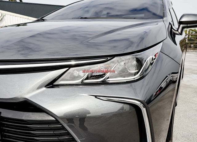 豪華版✓一手車✓只跑2.6萬✓原鈑件✓ACC✓AEB✓車道維持✓恆溫✓倒車顯影✓九安✓原廠保固中✓  第5張相片