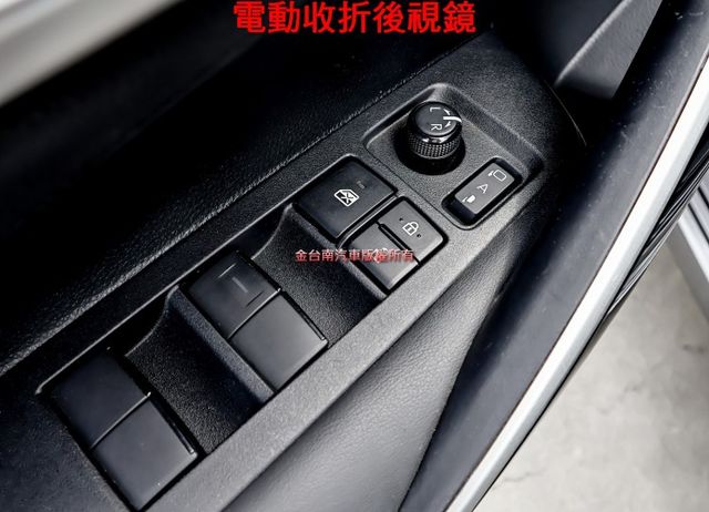 豪華版✓一手車✓只跑2.6萬✓原鈑件✓ACC✓AEB✓車道維持✓恆溫✓倒車顯影✓九安✓原廠保固中✓  第10張相片