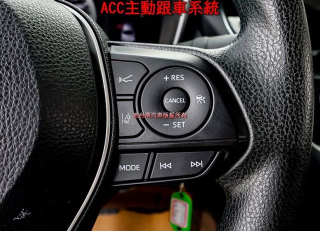 豪華版✓一手車✓只跑2.6萬✓原鈑件✓ACC✓AEB✓車道維持✓恆溫✓倒車顯影✓九安✓原廠保固中✓  第13張相片