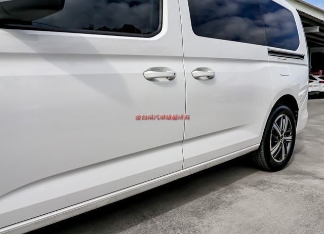 10月領牌✓一手車✓只跑6千✓全車原鈑件✓ACC✓AEB✓車道維持✓LED頭燈✓雙區恆溫✓原廠保養✓  第6張相片