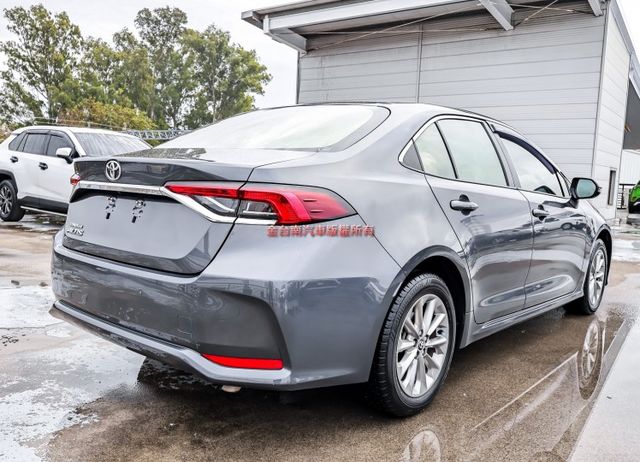 國民神車✓豪華版✓一手只跑6萬✓原廠保固中✓ACC✓AEB✓車道維持✓恆溫✓全車九安✓可全貸✓不用殺價就很便宜✓  第3張相片