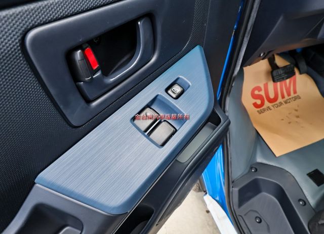 不二價✓全新領牌車✓最夯貨車✓自排✓定速✓雙安✓循跡防滑✓ABS✓附全額發票✓可全貸✓  第8張相片