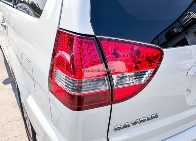 七人座✓只跑8.9萬✓一年只跑四千多✓全車原板件✓天窗✓恆溫✓ABS✓雙安✓不用殺價就很便宜✓  第8張相片