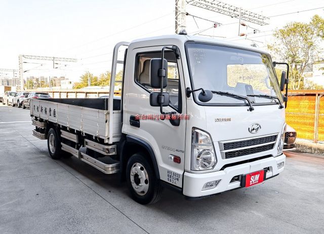 長軸14尺✓自手排✓一手只跑2.6萬✓原廠保養✓全車原板件✓車道偏離✓自動煞車✓氣壓煞車✓視野輔助✓附全額發票✓可全貸✓  第5張相片