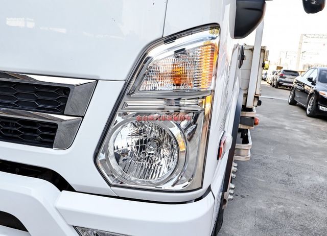 長軸14尺✓自手排✓一手只跑2.6萬✓原廠保養✓全車原板件✓車道偏離✓自動煞車✓氣壓煞車✓視野輔助✓附全額發票✓可全貸✓  第7張相片