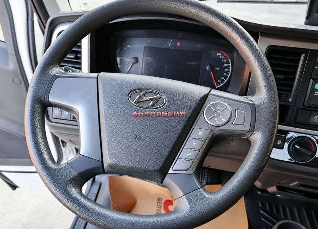 長軸14尺✓自手排✓一手只跑2.6萬✓原廠保養✓全車原板件✓車道偏離✓自動煞車✓氣壓煞車✓視野輔助✓附全額發票✓可全貸✓  第12張相片