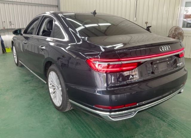 一手只跑4.7萬✓原廠保養✓全車原板件✓48V輕油電✓340匹馬力✓三螢幕虛擬座艙✓雙記憶椅✓LV2✓環景✓可全貸  第2張相片