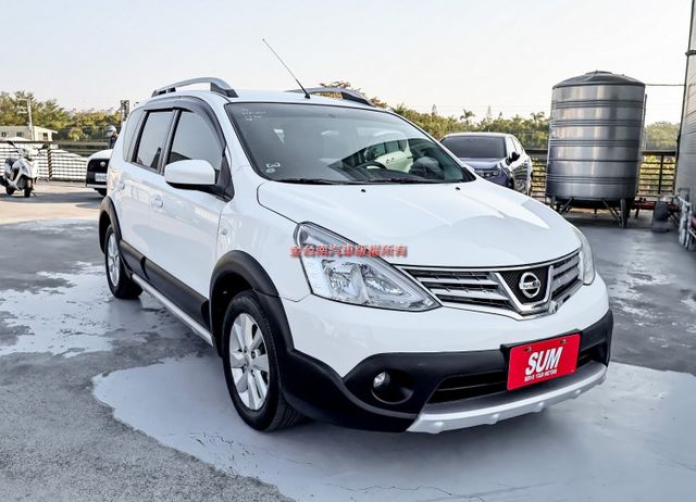 行家皮椅版✓一手車✓只跑7.9萬✓ABS✓雙安✓衛星導航✓倒車顯影✓代步最佳選擇✓  第4張相片