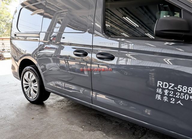 22/12出廠-23/3領牌✓長軸手排✓一手車✓只跑3.1萬✓全車原鈑件✓循跡防滑✓ABS✓六安✓里程保證!  第8張相片