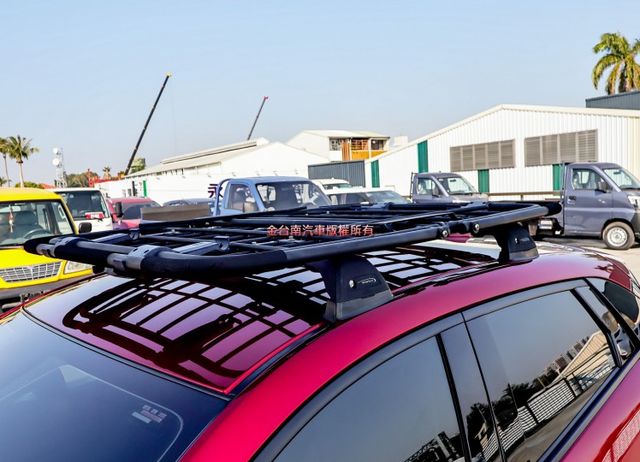 最高旗艦羨定版✓記憶椅✓只跑3.6萬✓原鈑件✓LV2✓環景✓衛星導航✓環景✓盲點✓iKEY✓18吋鋁圈✓  第6張相片