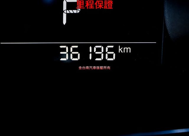 最高旗艦羨定版✓記憶椅✓只跑3.6萬✓原鈑件✓LV2✓環景✓衛星導航✓環景✓盲點✓iKEY✓18吋鋁圈✓  第14張相片