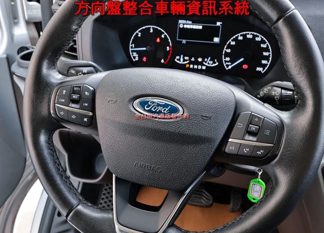 八人座尊爵型✓22年式12月領牌✓一手只跑3.8萬✓全車原板件✓ACC✓AEB✓車道偏離✓倒車顯影✓可全貸✓  第12張相片