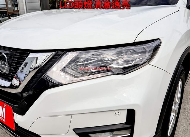 一手車 只跑2.5萬 全車原鈑件 ACC AEB 車道維持 盲點 衛星導航 環景 iKEY 雙區恆溫 原廠保養!  第6張相片