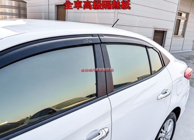 經典影音特仕版✓只跑4.3萬✓里程保證✓倒車顯影✓原廠NAVI✓前後雙雷達✓TCS✓可全貸✓不用殺價就很便宜✓  第8張相片