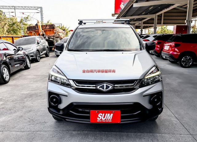 一手車 只跑4.9萬 全車原鈑件 循跡防滑 倒車顯影 ABS 雙安 里程保證 附全額發票 可全貸!  第5張相片