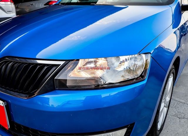 五門斜背 原廠保養 只跑5.8萬 一年只跑5800km 循跡防滑 ABS 六安 里程保證 可全貸!  第5張相片