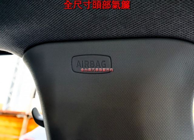 五門斜背 原廠保養 只跑5.8萬 一年只跑5800km 循跡防滑 ABS 六安 里程保證 可全貸!  第18張相片