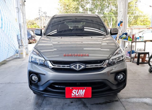 精緻型✓一手只跑1.6萬✓全車原板件如新✓中冷✓定速✓倒車顯影✓TCS✓雙安✓可全貸✓不用殺價就很便宜✓  第6張相片