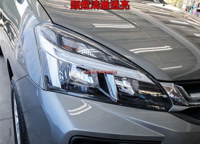 精緻型✓一手只跑1.6萬✓全車原板件如新✓中冷✓定速✓倒車顯影✓TCS✓雙安✓可全貸✓不用殺價就很便宜✓  第7張相片