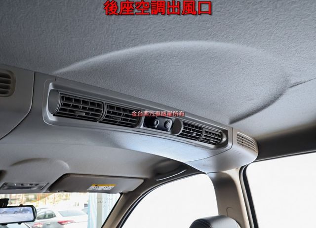 精緻型✓一手只跑1.6萬✓全車原板件如新✓中冷✓定速✓倒車顯影✓TCS✓雙安✓可全貸✓不用殺價就很便宜✓  第14張相片