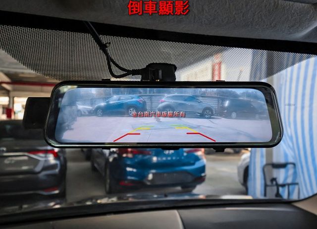 精緻型✓一手只跑1.6萬✓全車原板件如新✓中冷✓定速✓倒車顯影✓TCS✓雙安✓可全貸✓不用殺價就很便宜✓  第20張相片