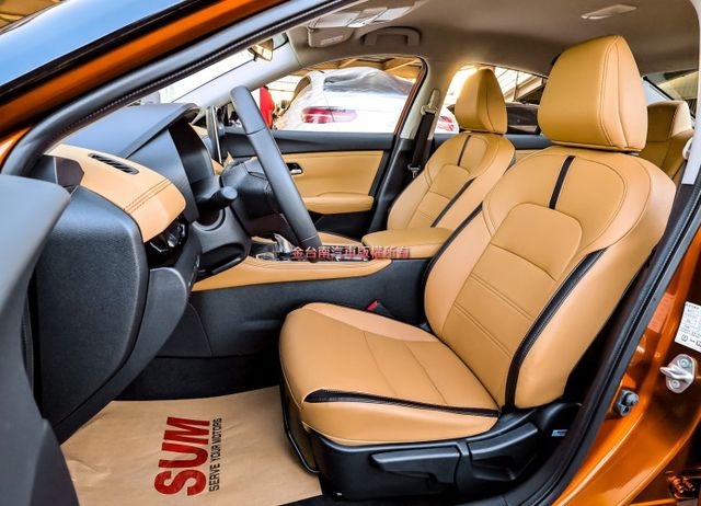 尊爵智駕版✓9月領牌✓全新領牌車✓iKEY遙控啟動✓環景✓ACC✓AEB✓車道偏離✓車載系統✓全車六安✓可全貸✓  第8張相片