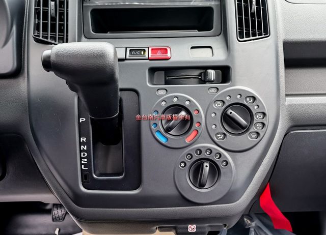 不二價✓全新領牌車✓框式✓自排✓雙安✓循跡防滑✓ABS✓LED頭燈✓附全額發票✓可全貸✓  第7張相片