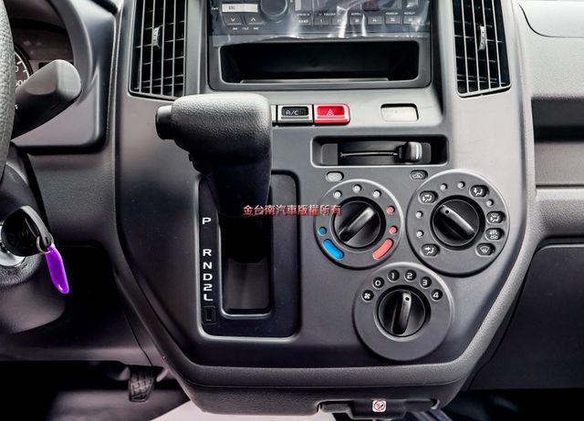 不二價✓全新領牌車✓框式✓自排✓雙安✓循跡防滑✓ABS✓LED頭燈✓附全額發票✓可全貸✓  第7張相片