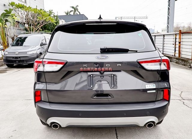 22年式✓12月出廠✓小改款✓一手車✓只跑2.5萬✓原鈑件✓電動椅✓ACC✓AEB✓車道偏離✓衛星導航✓車載系統✓  第3張相片