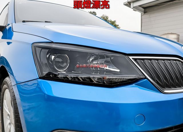 1.2渦輪頂級版✓一手只跑2.5萬✓原廠保養✓車況超好✓iKEY✓全車六安✓TCS✓定速✓倒車顯影✓可全貸✓  第6張相片