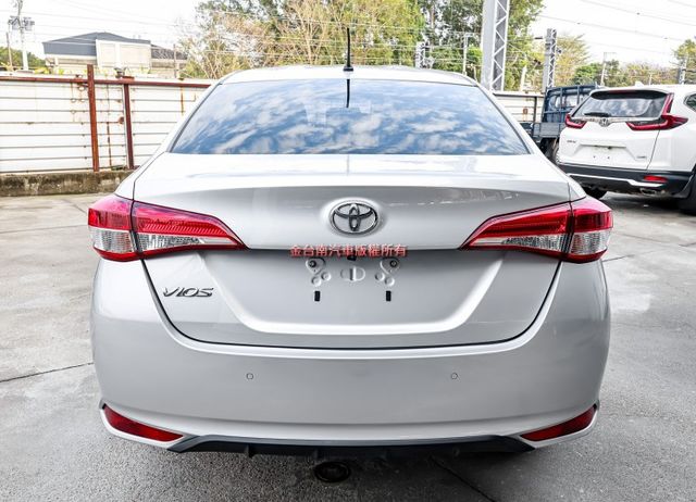 全車九安✓經典版✓TCS✓藍牙音響✓鋁圈✓代步好選擇✓少跑里程保證✓車況超好✓可全貸✓不用殺價就很便宜✓  第3張相片