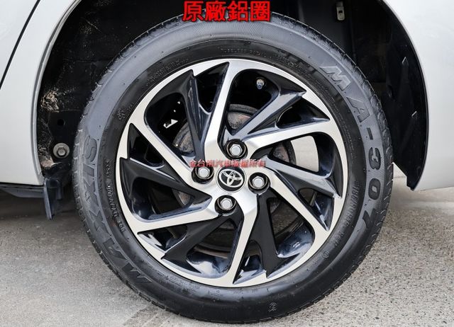 全車九安✓經典版✓TCS✓藍牙音響✓鋁圈✓代步好選擇✓少跑里程保證✓車況超好✓可全貸✓不用殺價就很便宜✓  第10張相片