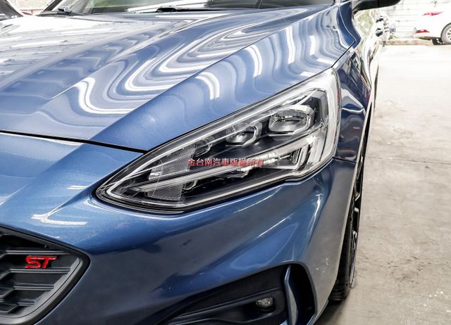 ST-Line Lommel✓一手車✓只跑6.5萬✓原鈑件✓電動椅✓ACC✓AEB✓盲點✓衛星導航✓B&O音響✓  第5張相片