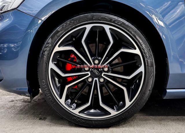 ST-Line Lommel✓一手車✓只跑6.5萬✓原鈑件✓電動椅✓ACC✓AEB✓盲點✓衛星導航✓B&O音響✓  第7張相片