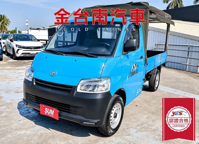 自排✓篷式✓三面開帆布✓只跑2.8萬✓全車原板件✓ABS✓TCS✓附全額發票✓可全貸✓事業打拼好幫手✓  第1張相片