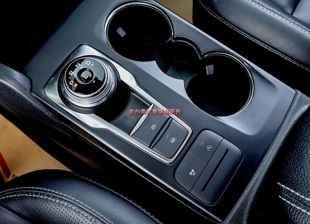 22年式✓21/12出廠✓小改✓一手車✓只跑6.3萬✓原鈑件✓電動椅✓ACC✓AEB✓車道偏離✓LED尾燈✓可全貸!  第18張相片