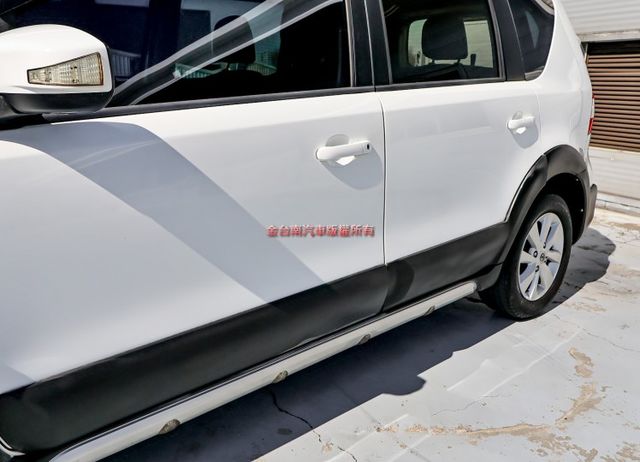 豪華版✓恆溫✓ABS✓雙安✓車頂置物架✓衛星導航✓倒車顯影✓里程保證✓可全貸✓  第9張相片