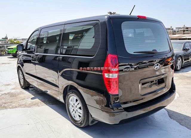 旗艦版新車150萬✓皮椅✓鋁圈✓恆溫✓倒車顯影✓盲點✓四安✓恆溫✓原廠保養✓附全額發票✓可全貸✓不用殺價就很便宜✓  第2張相片