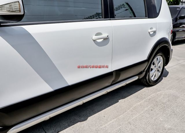 行家皮椅版✓一手車✓只跑3.5萬✓影音✓衛星導航✓倒車顯影✓盲點✓ABS✓雙安✓可全貸!  第6張相片