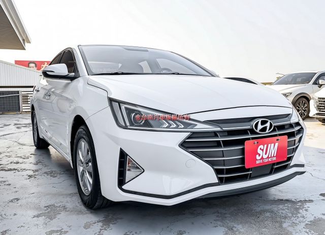 代步通勤好選擇✓一手車少跑里程保證✓原廠保養✓全車原板件✓藍牙音響✓TCS✓全車六安✓可全貸✓不用殺價就很便宜✓  第5張相片