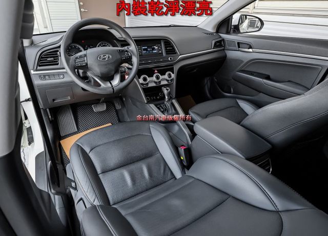 代步通勤好選擇✓一手車少跑里程保證✓原廠保養✓全車原板件✓藍牙音響✓TCS✓全車六安✓可全貸✓不用殺價就很便宜✓  第12張相片