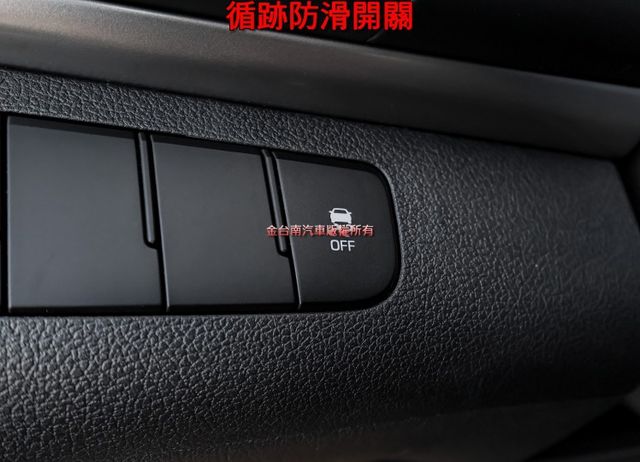 代步通勤好選擇✓一手車少跑里程保證✓原廠保養✓全車原板件✓藍牙音響✓TCS✓全車六安✓可全貸✓不用殺價就很便宜✓  第13張相片